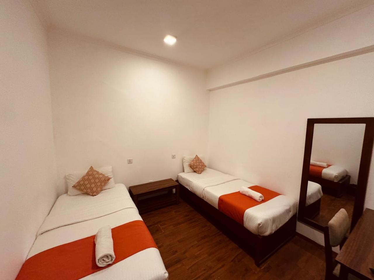 Cityrest Fort Colombo Exteriör bild