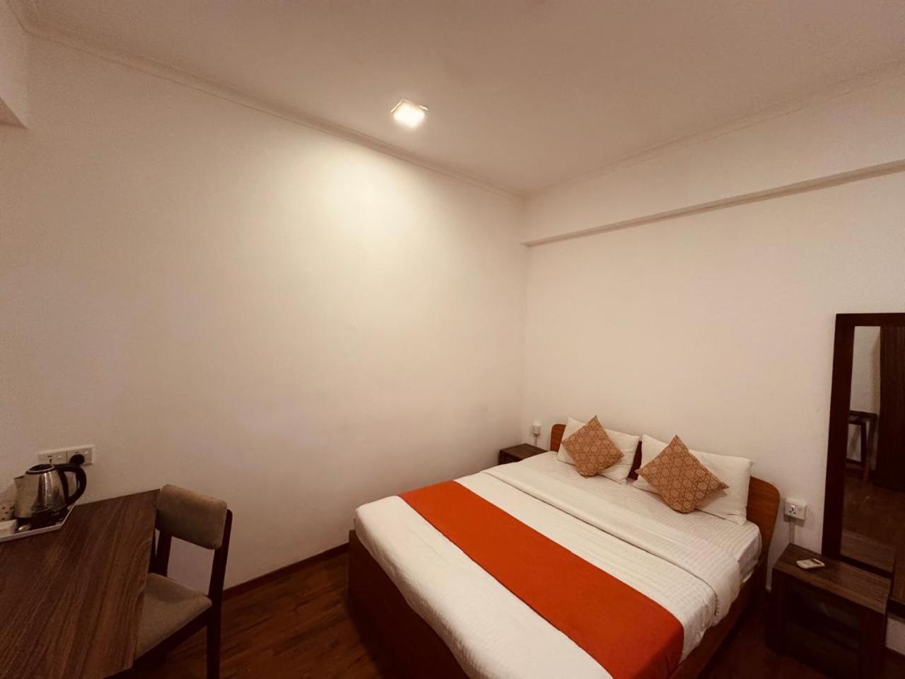 Cityrest Fort Colombo Exteriör bild